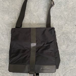 Salvatore Ferragamo messenger bag. Nylon & leather